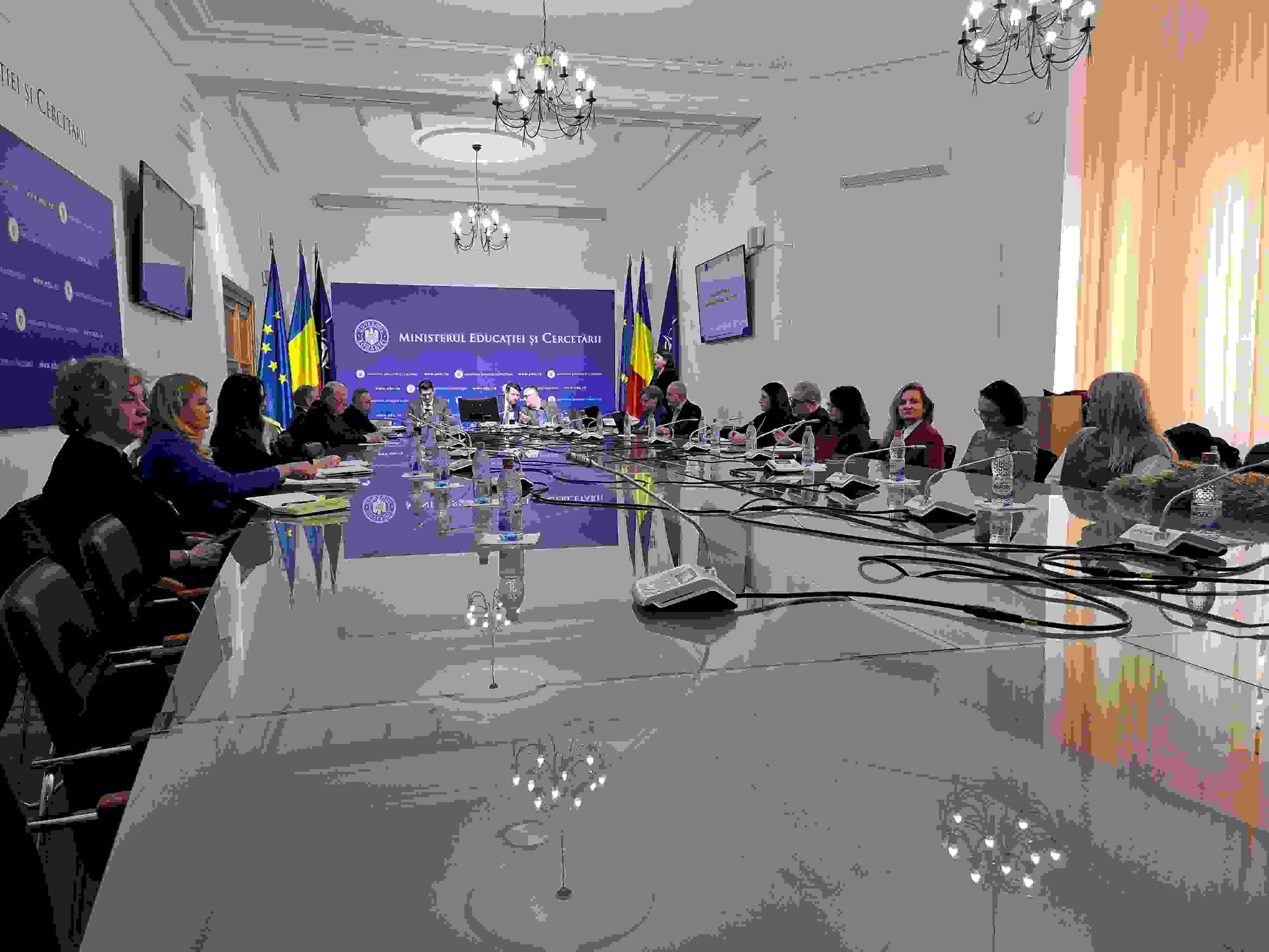 Documentul care fundamentează Curriculumul Național, prezentat la Ministerul Educației și Cercetării